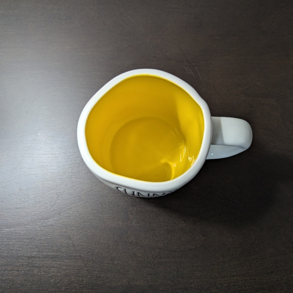 EUC Rae Dunn SUNNY DAYS AHEAD 19.5oz Ceramic Mug with Yellow Interior - Picture 3 of 4